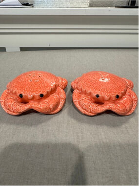 Pelican Reef Collection Orange Crab Salt & Pepper Shakers One Size